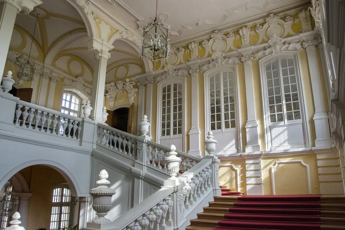 Introduction to eger attractions