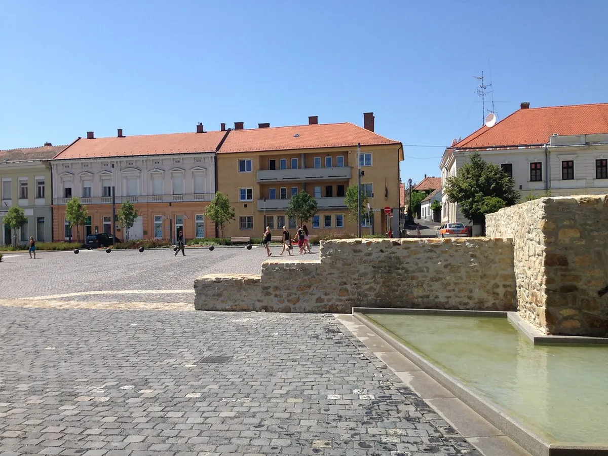 Fő tér