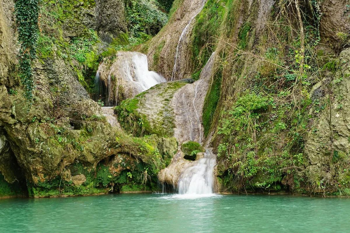 Hotnitsa Waterfall