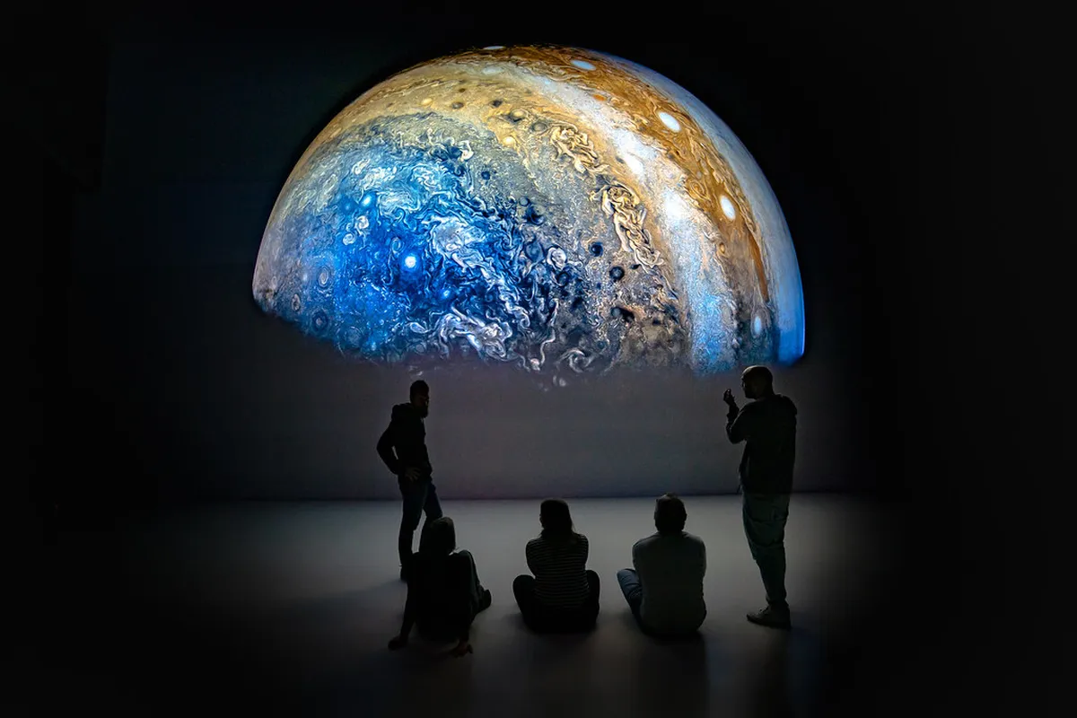 Introduction to linz experiences