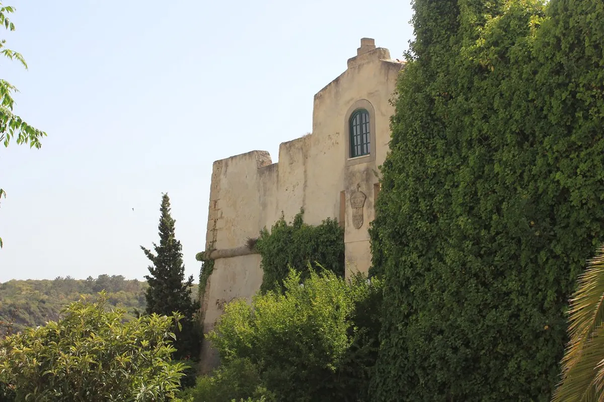Milfontes Castle