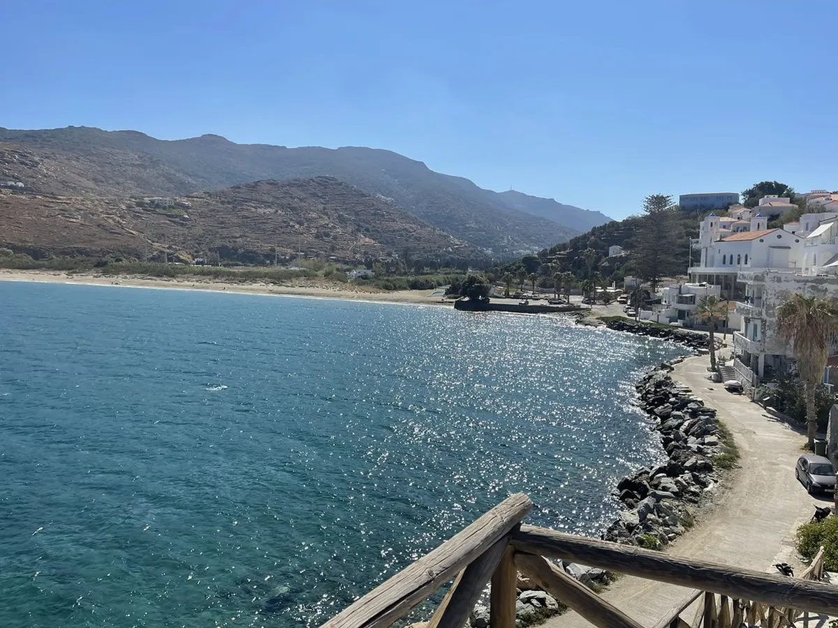 Paraporti Beach