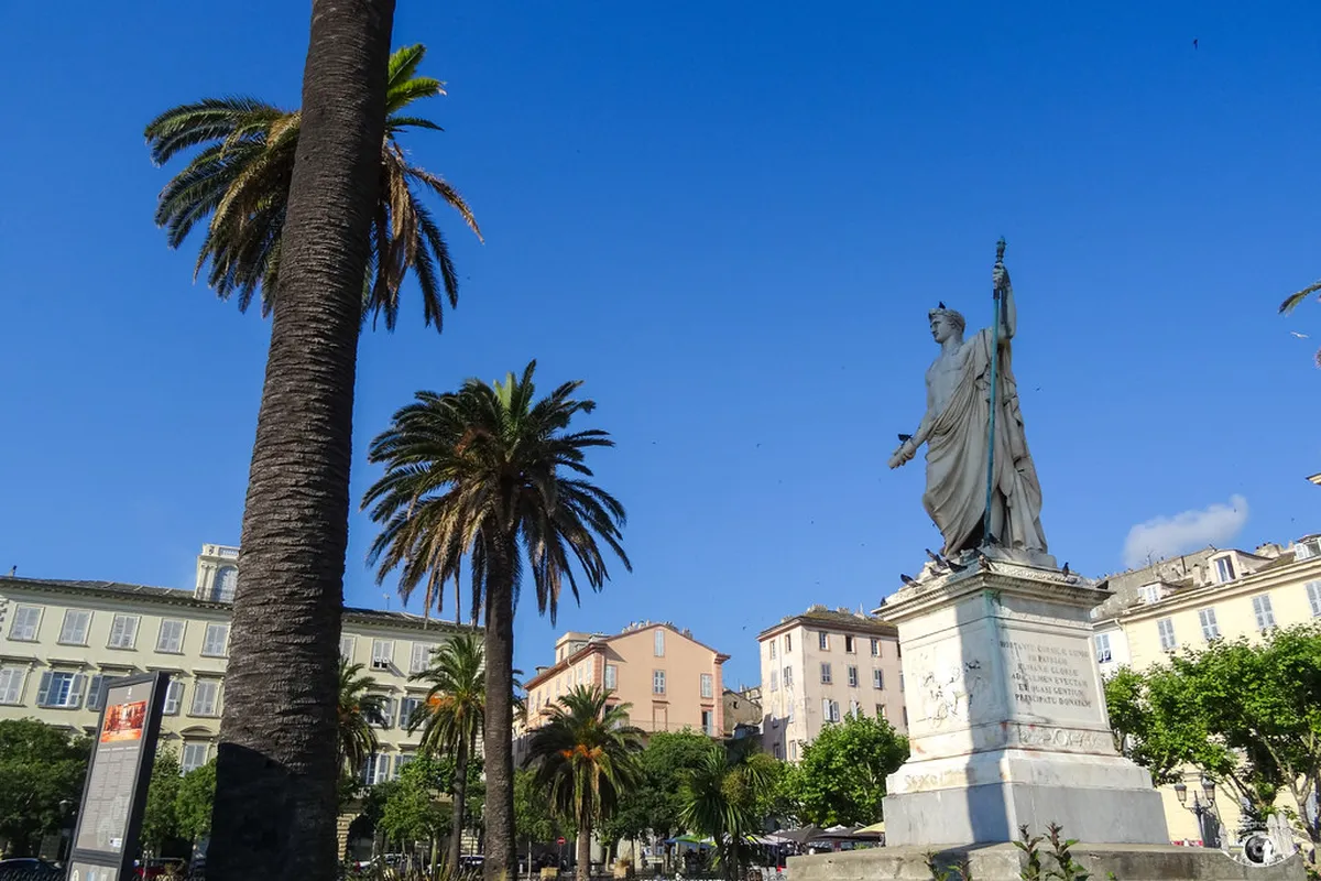 Place Saint-Nicolas