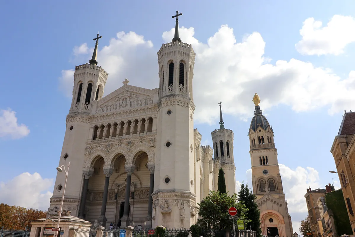 Statue of the Virgin Mary