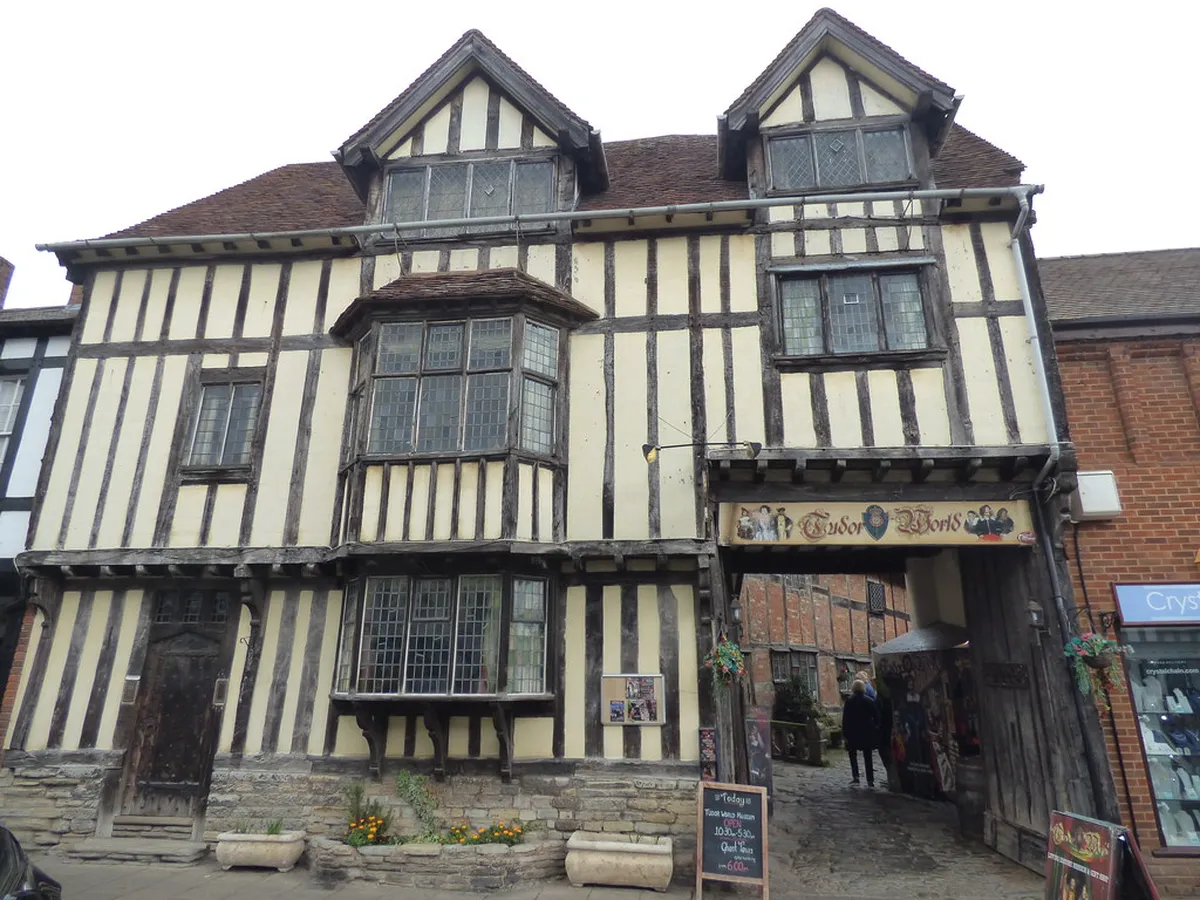 Introduction to stratforduponavon experiences