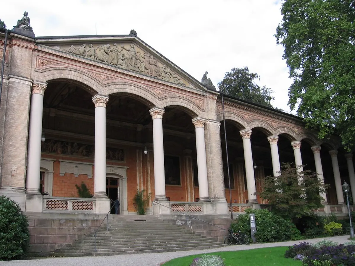Trinkhalle